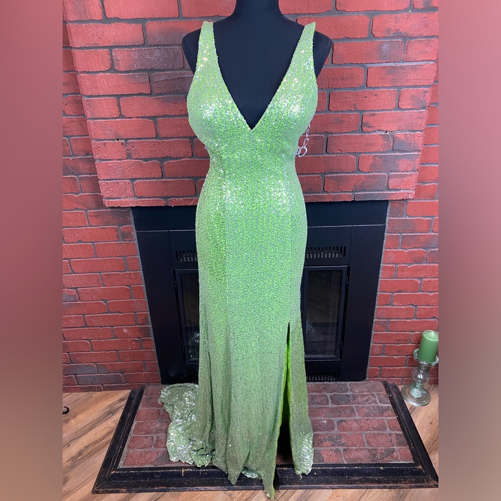 Night Moves Sequin‎ Slit Lime Green Long Prom Dress Size 6